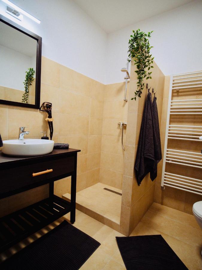 Zakarias Apartments Miercurea Ciuc Buitenkant foto